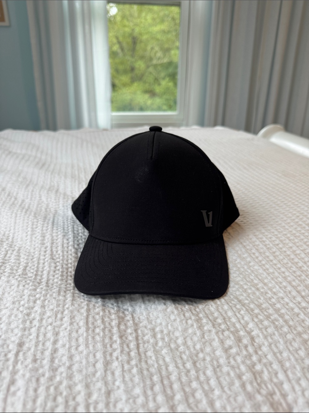 Vuori Black Performance Baseball Hat with Subtle Logo